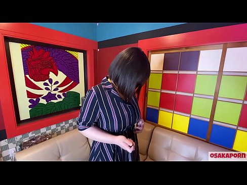 ❤️ جاپاني پياري وڏي سيني سان گڏ جنسي رانديڪن سان مشت زني ڪري ٿي ۽ هڪ orgasm آهي. هوءَ هڪ انٽرويو ۾ پنهنجي ڀوائتي تجربي بابت ڳالهائي ٿي. وڏيون چوڙيون ۽ وارن واري بلت زور سان روئي رهي آهي. اوساڪاپورن ️❌ مقعد وڊيو